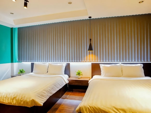 Lá Hotel Bình Tân