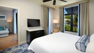 Naples Bay Resort & Marina