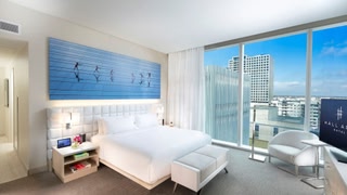HALL Arts Hotel, Dallas, Autograph Collection