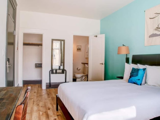 The Bartlett Hotel and Guesthouse