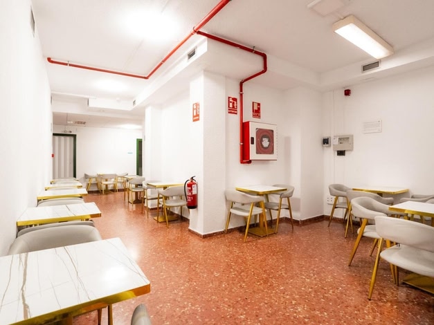 Just Hostel Capsules Alicante - Free Towels & Luggage Storage - Near Railway