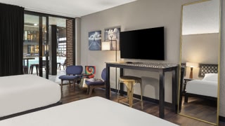 The Highlander Hotel Iowa City, an Ascend Collection Hotel