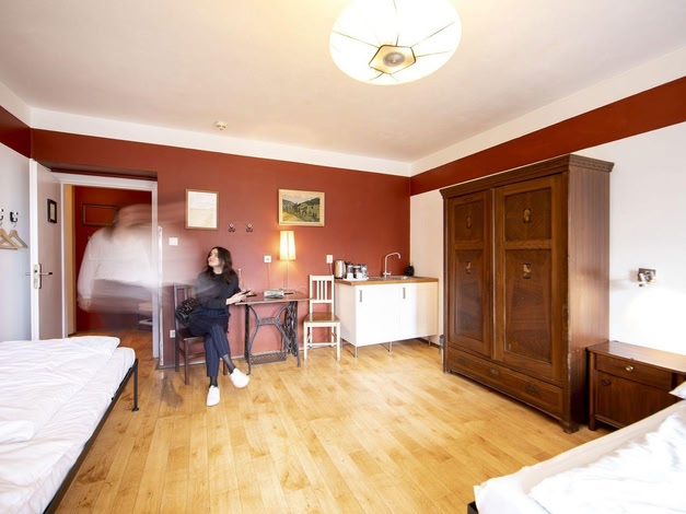 Sir Toby's Hostel