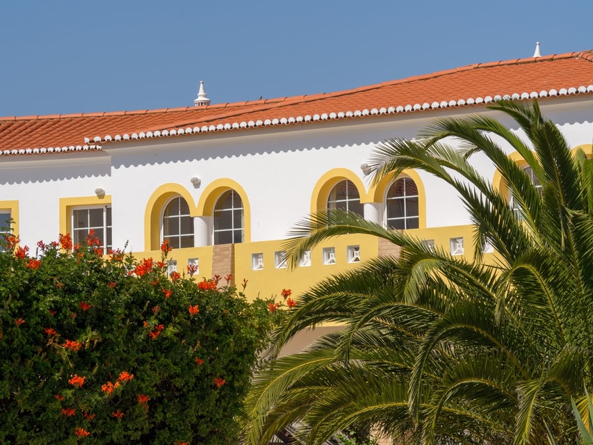 Luz Bay Hotel