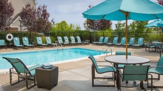 Sonesta ES Suites Charleston