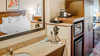 Crystal Inn Hotel & Suites - Salt Lake City