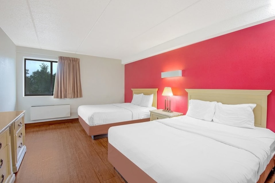 Skylight Inn Willoughby - Cleveland Mentor