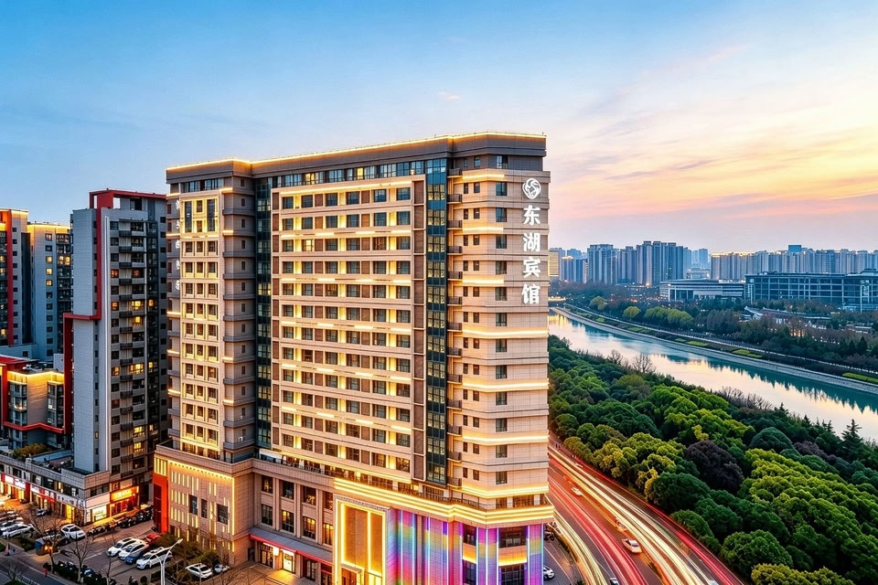 Donghu Hotel