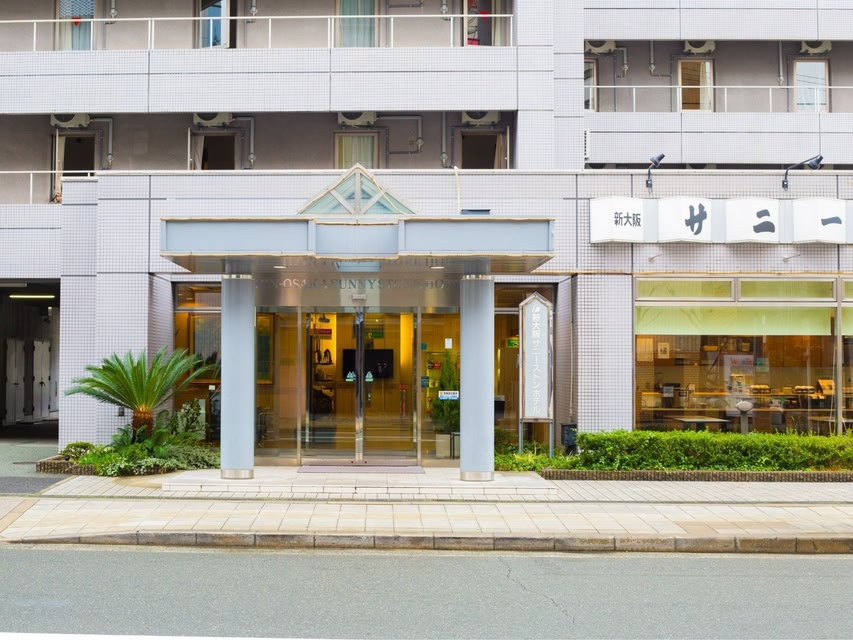 Shin-Osaka Sunny Stone Hotel