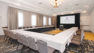 Coast Canmore Hotel & Conference Centre