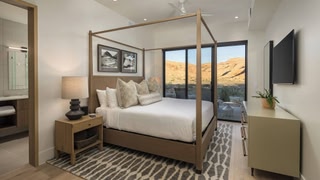 Lionsback Resort
