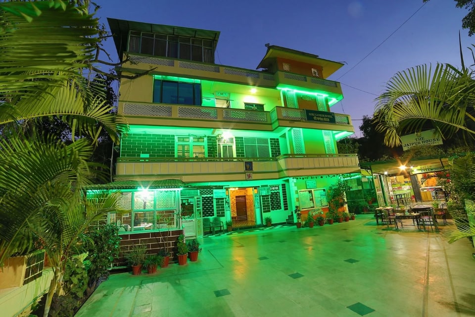 Shri Ganesh Hotel