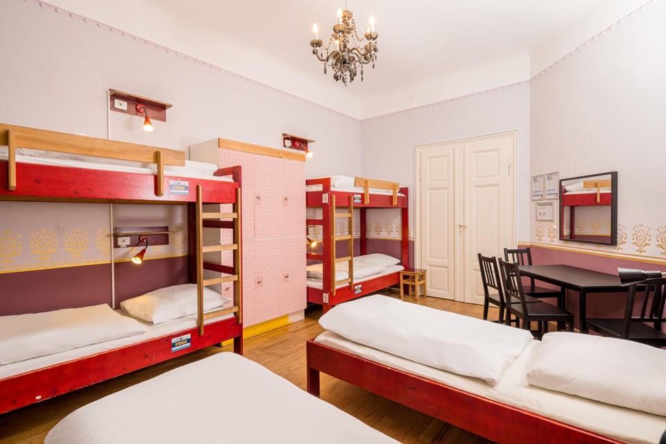 Hostel Mondpalast