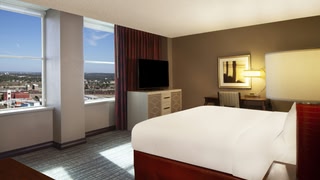 Hilton Fort Worth