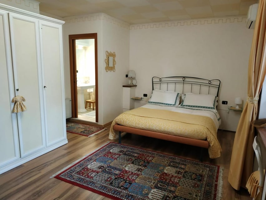 B&B Ernestina