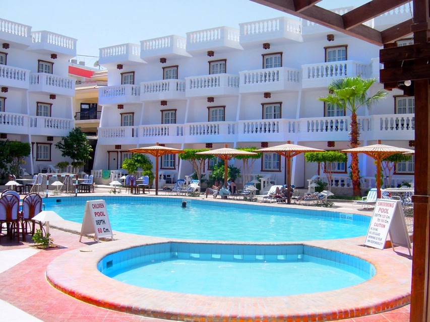 Zak Inn Residence