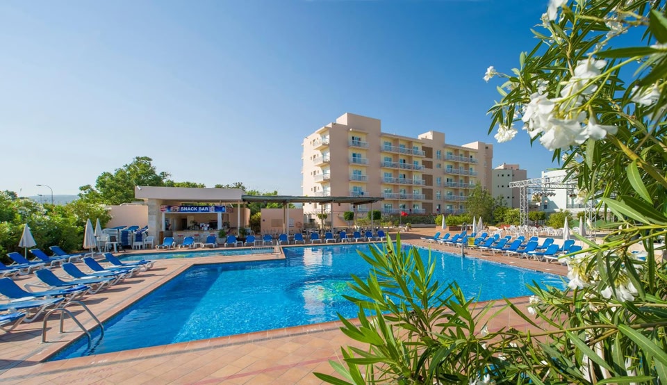 Invisa Hotel Es Pla - Adults Only