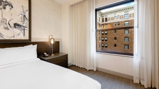 Hotel Fort des Moines, Curio Collection by Hilton