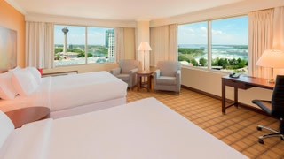 Wyndham Grand Fallsview Hotel