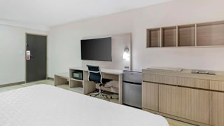 Econo Lodge Augusta, Downtown