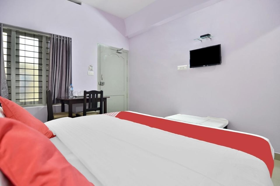 Shanthi Residency