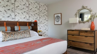 Field Guide Lodge