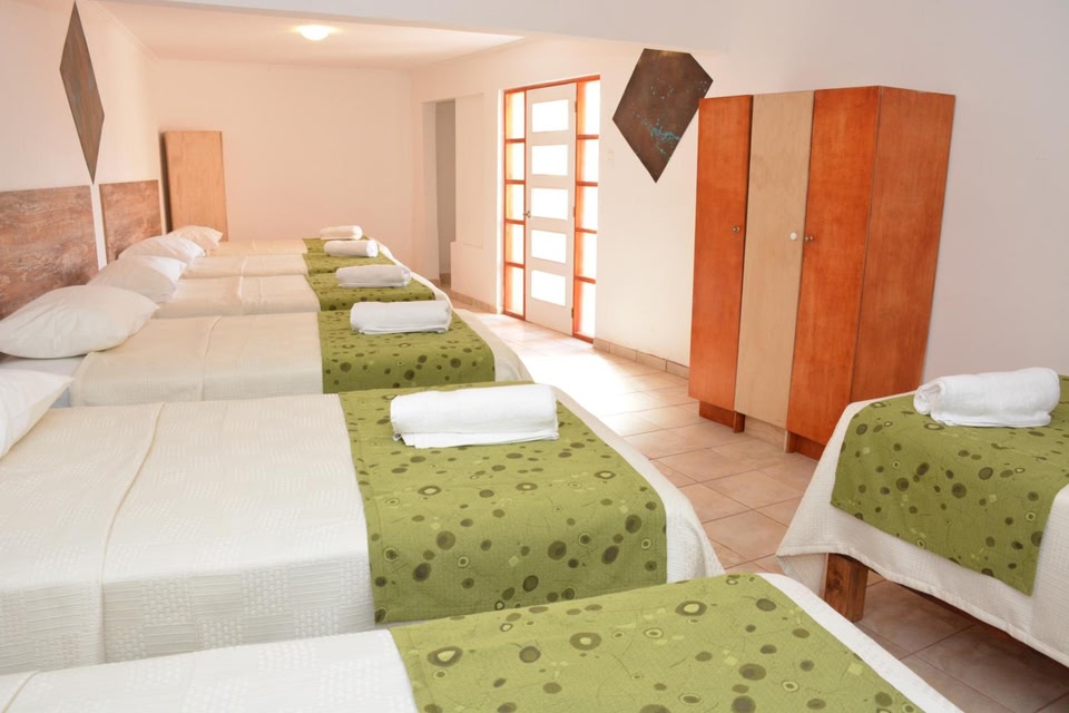 Hostal Valle Mistral - Hostel