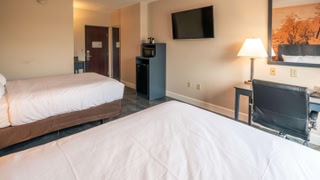 Oakfield Hotel & Suites, Ascend Collection, Rochester-Pittsford NY
