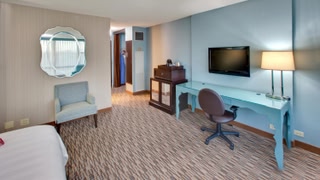 Crowne Plaza Lombard Downers Grove by IHG