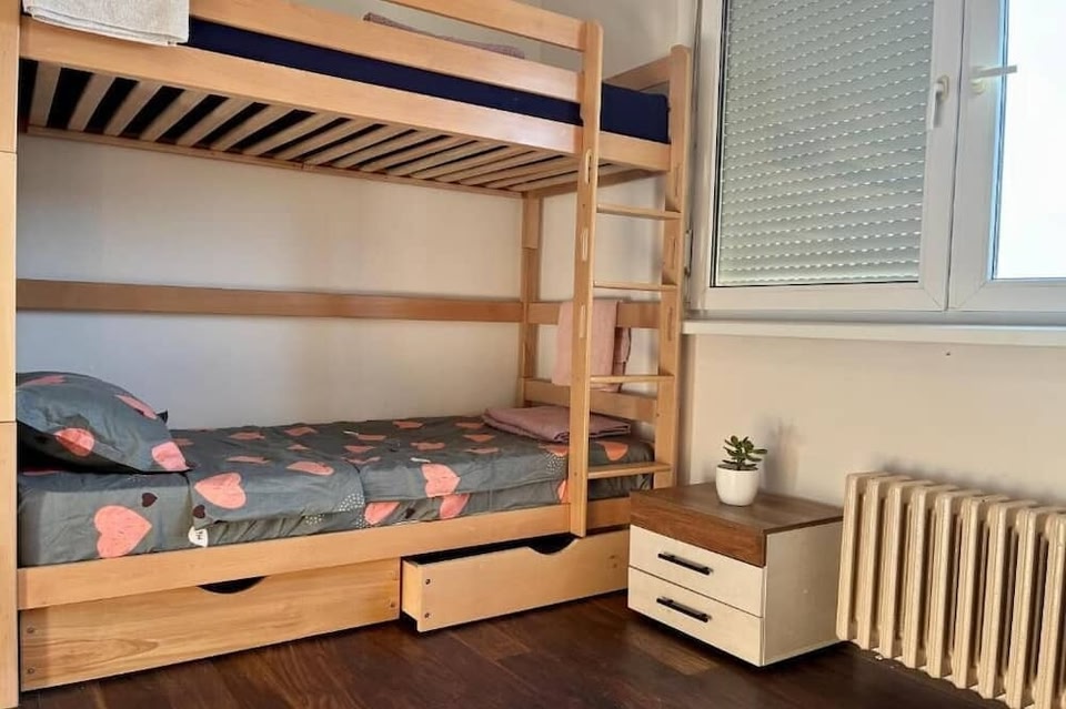 Homestel