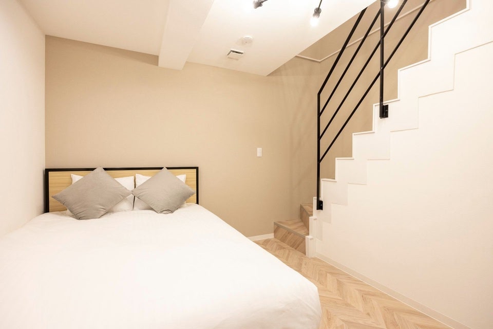 Retaw Hills Waseda