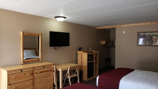 Woodside Dells Hotel & Suites