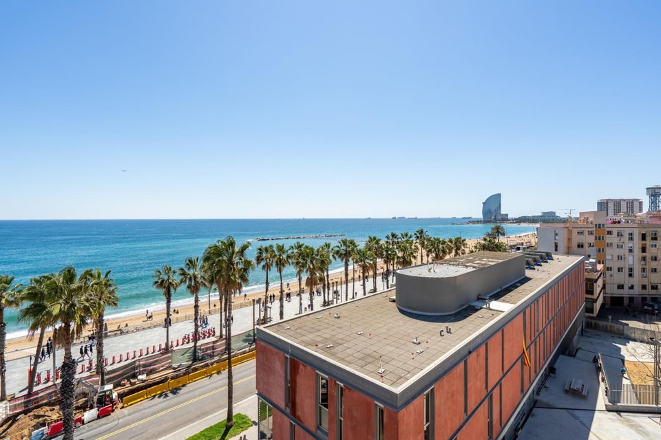 Kronos on the Beach Suite 1