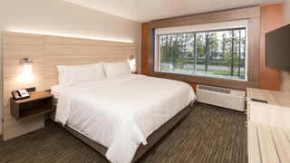 Holiday Inn Express & Suites Auburn by IHG