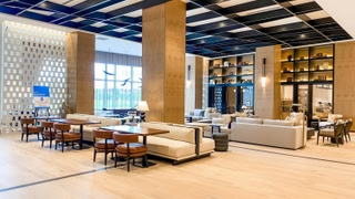 Omni Viking Lakes