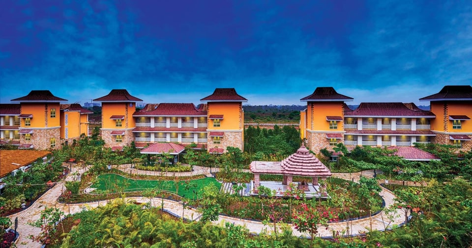 Mayfair Lake Resort