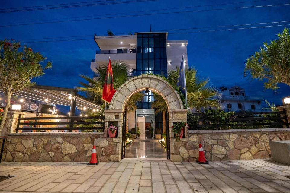 Hotel Eagle