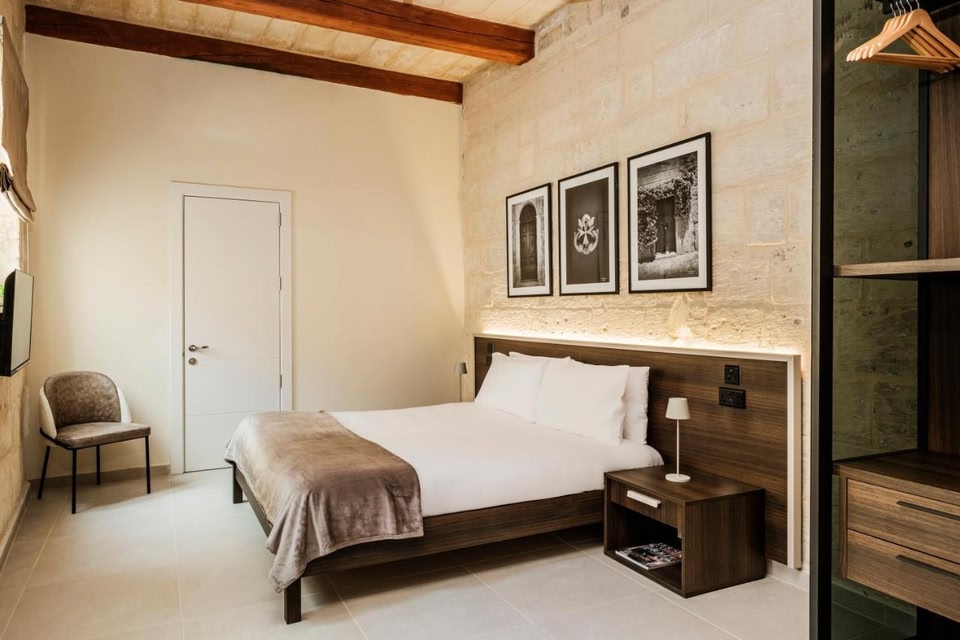 Casa Radiant