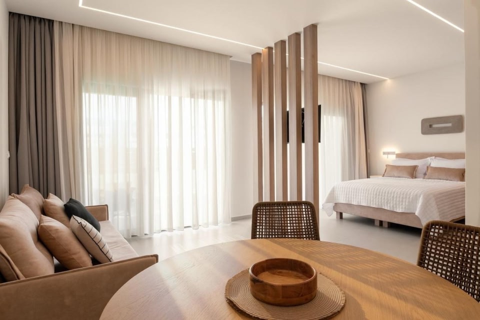 IONE Suites