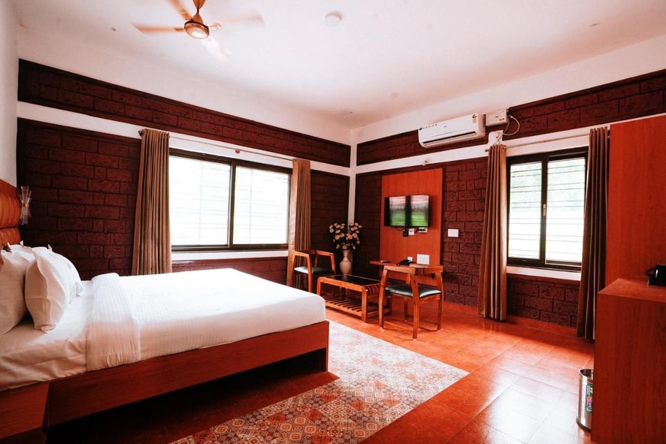 Apoorva River Resort