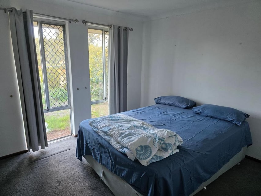 Wattle Close - Room in a Shared House