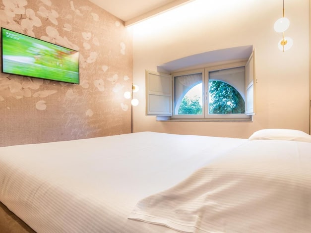 KT Exclusive Hotel