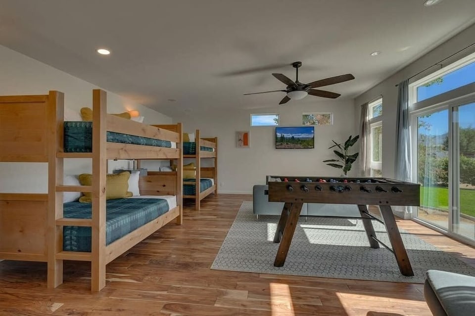 Marbella Lane - Eccentric 4BR Modern Ranch Home