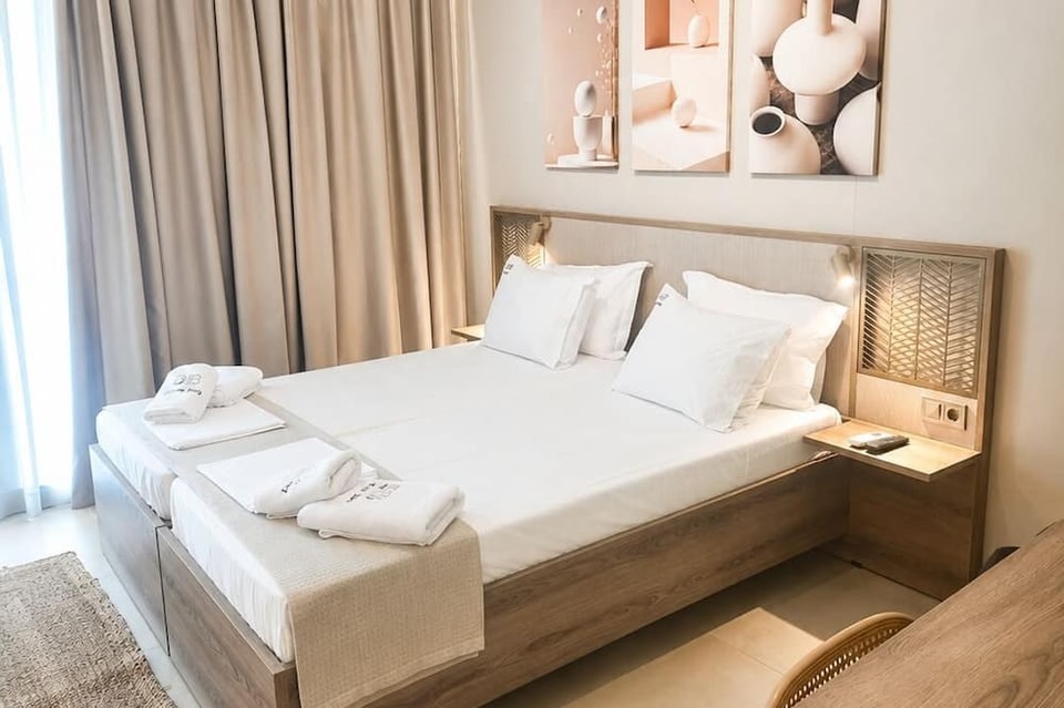 UrbanBay Hotel & Spa