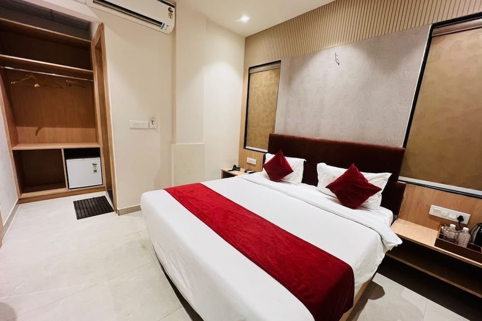NIRVANA Hotel