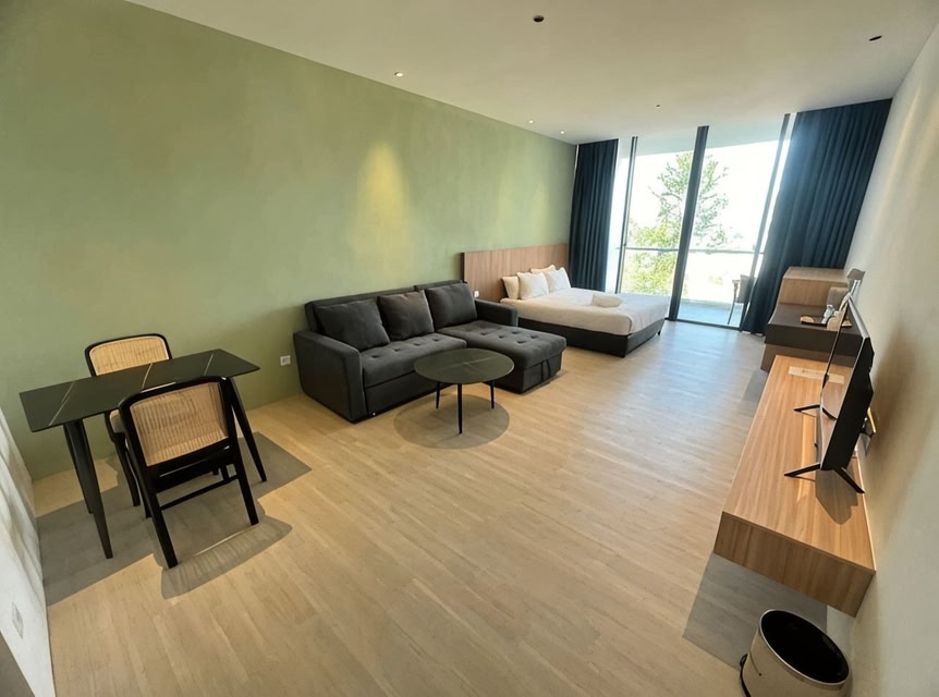 Sematan Roxy Beach Apartment