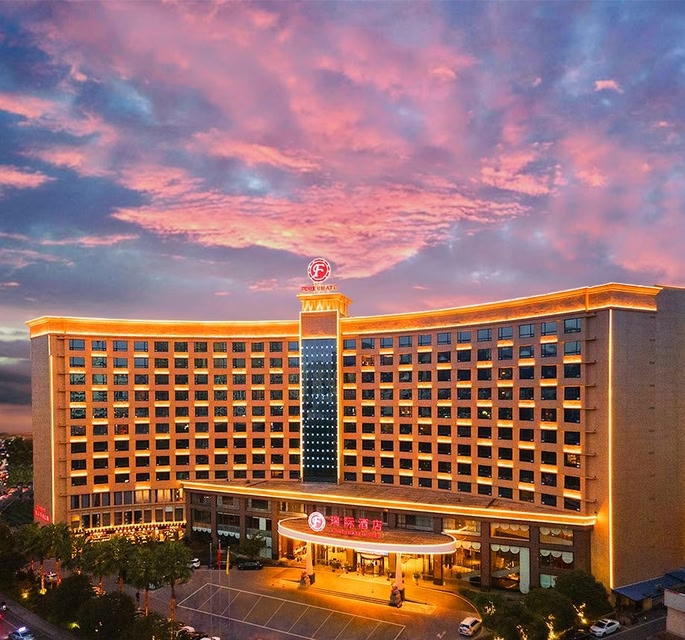 CHEN Zhou Fortunate Hotel