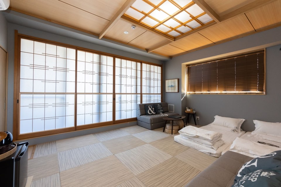 Light Hotel