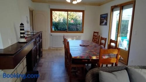 Villa Prestigieuse à Concarneau Avec Piscine