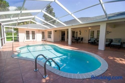 Hernando 4BR-3BA Private Pool Oasis